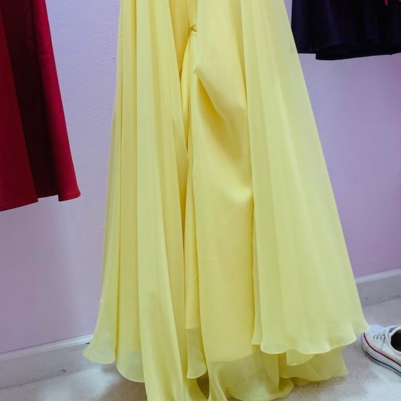 NEW WITH TAGS sunflower strappy dress with train! - Picture 8 of 8